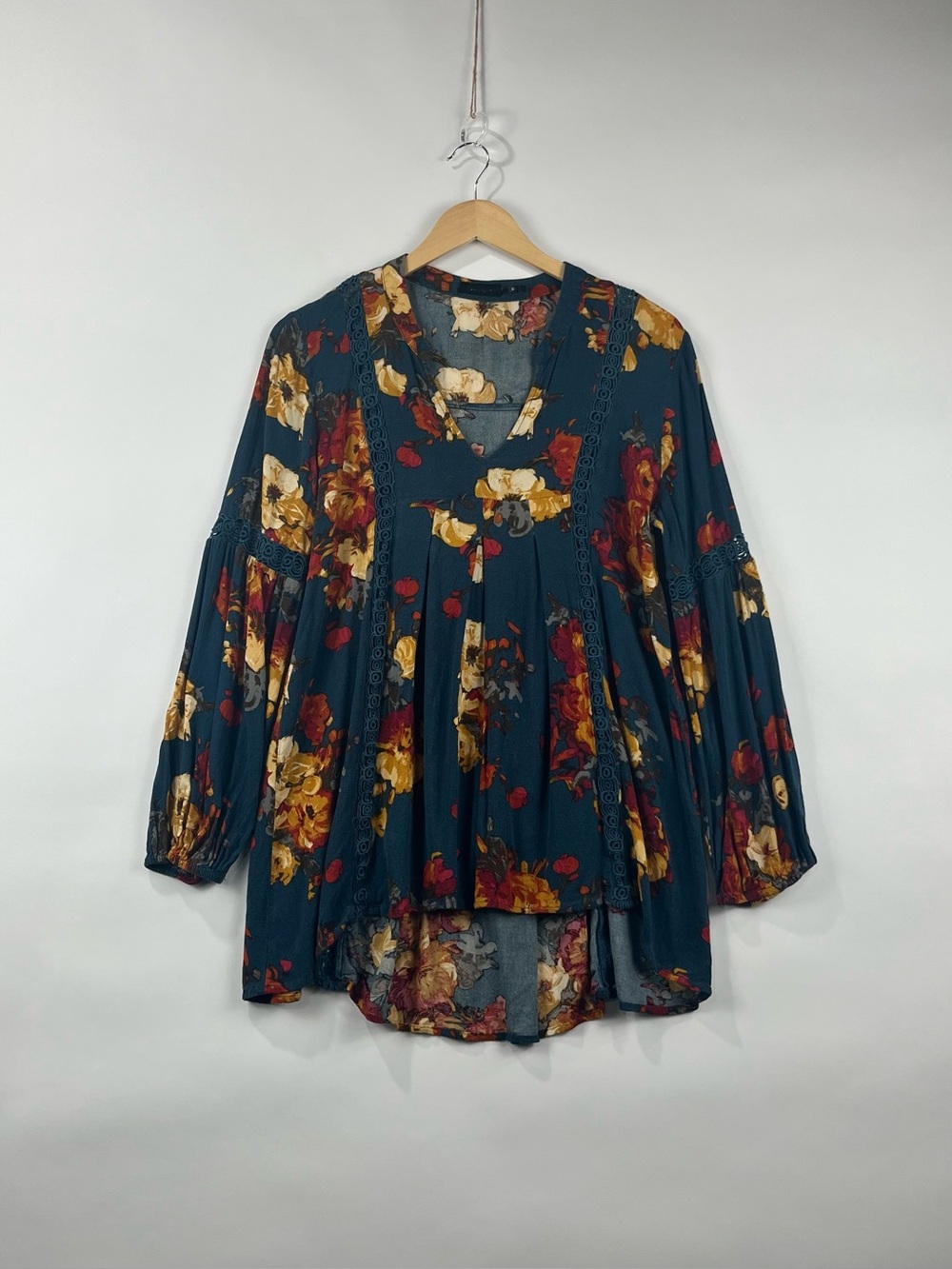 Blu Pepper Floral Boho Tunic Blouse Crochet Trim Bishop Sleeve M
